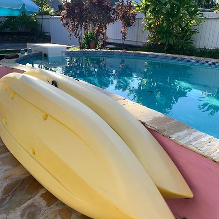 Fare Temanea Hotel Papetoai Ngoại thất bức ảnh